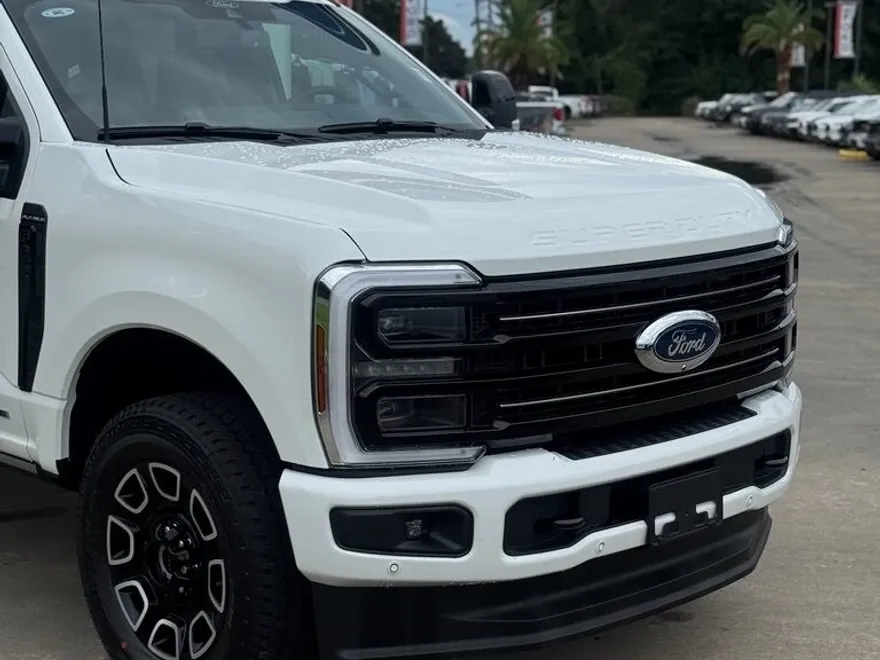 2026 Ford F-250 photo 1