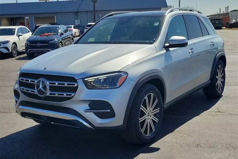 2025 Mercedes Benz GLE 450 4MATIC photo 1