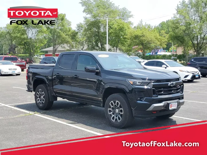 2023 Chevrolet Colorado Z71 photo 1