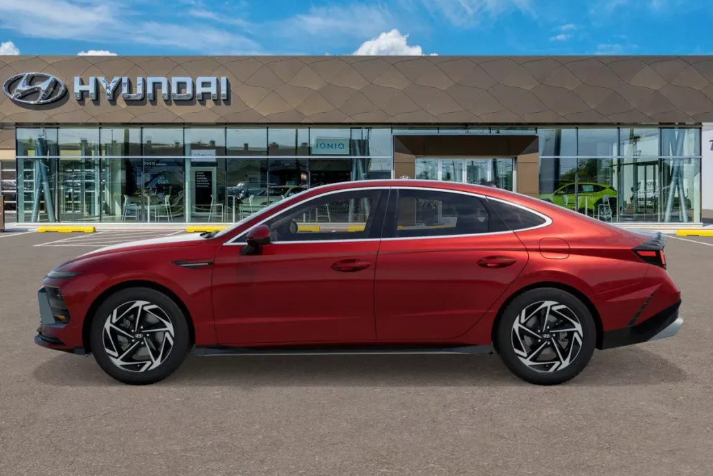 2026 Hyundai Sonata SEL Sport photo 1