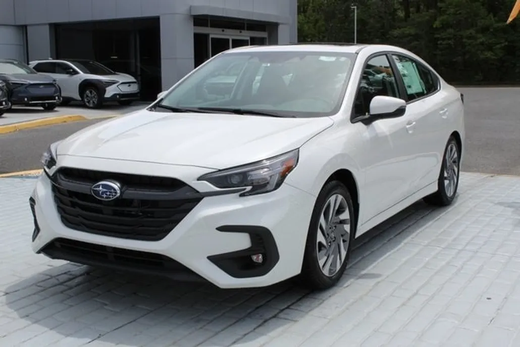 2025 Subaru Legacy Limited photo 1