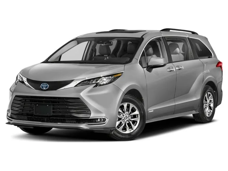 2022 Toyota Sienna XLE photo 1