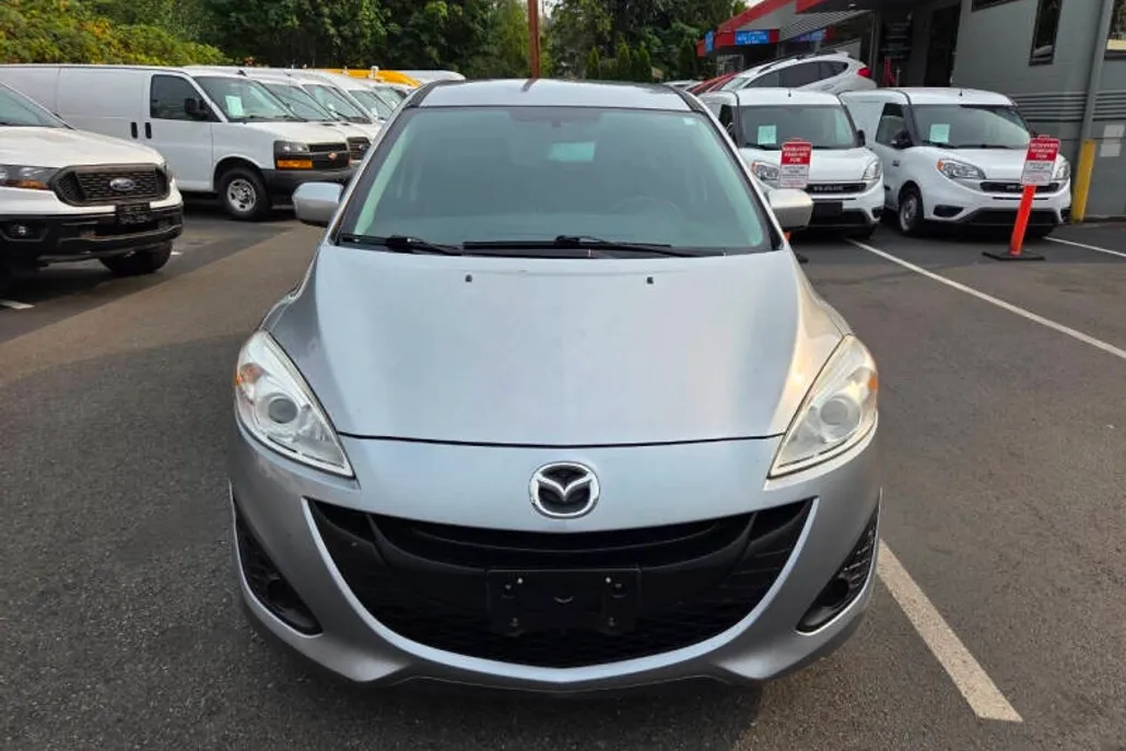2012 Mazda Mazda5 Sport photo 1