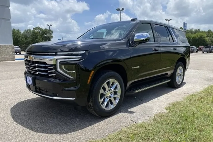 2025 Chevrolet Tahoe Premier photo 1