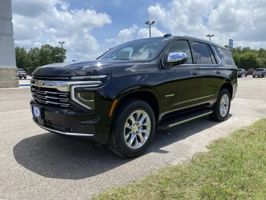 2025 Chevrolet Tahoe Premier photo 1