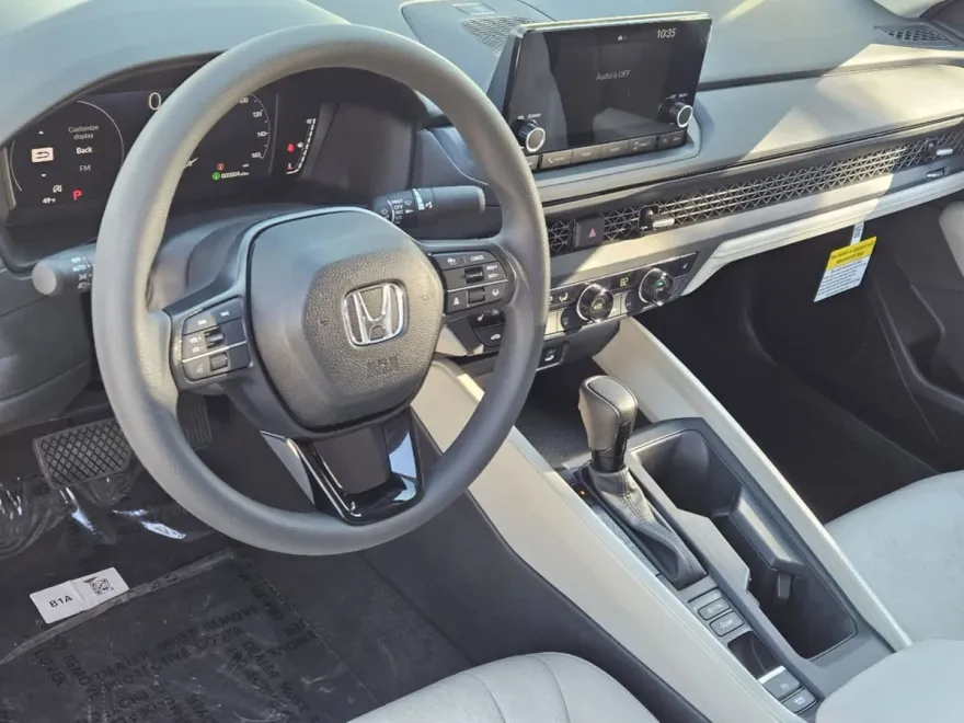 2025 Honda Accord SE photo 1
