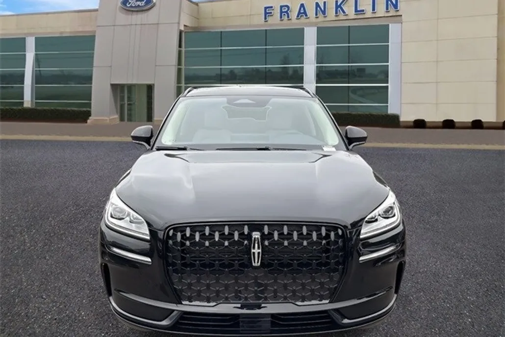 2025 Lincoln Corsair Grand Touring photo 1