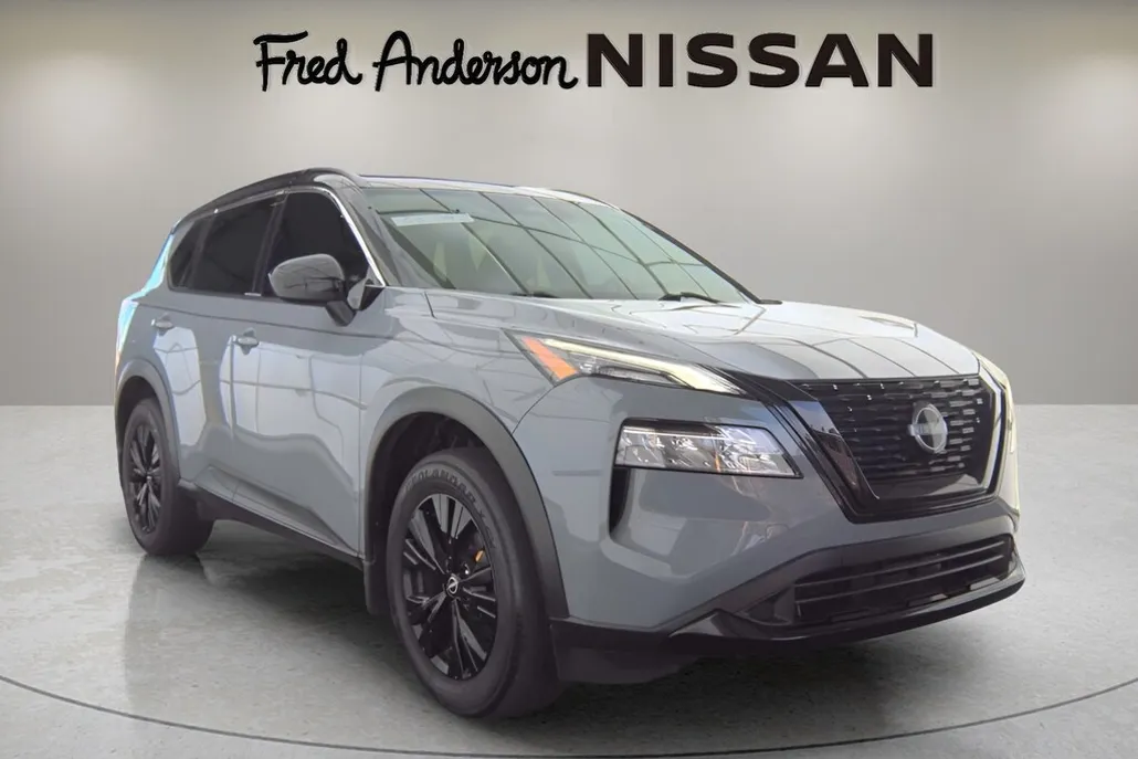 2023 Nissan Rogue SV photo 1