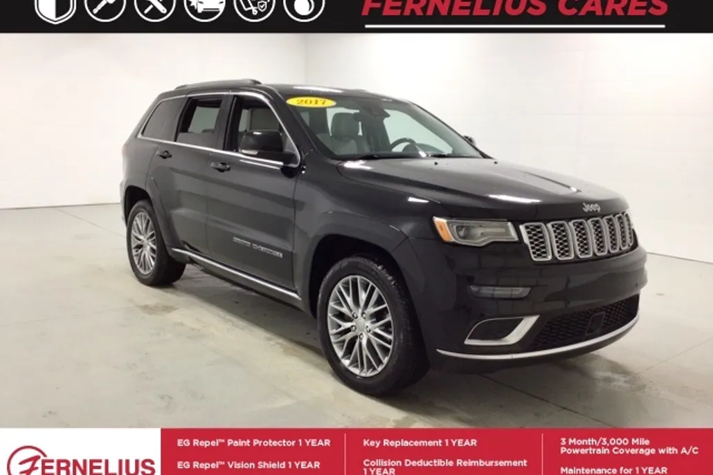 2017 Jeep Grand Cherokee Summit photo 1
