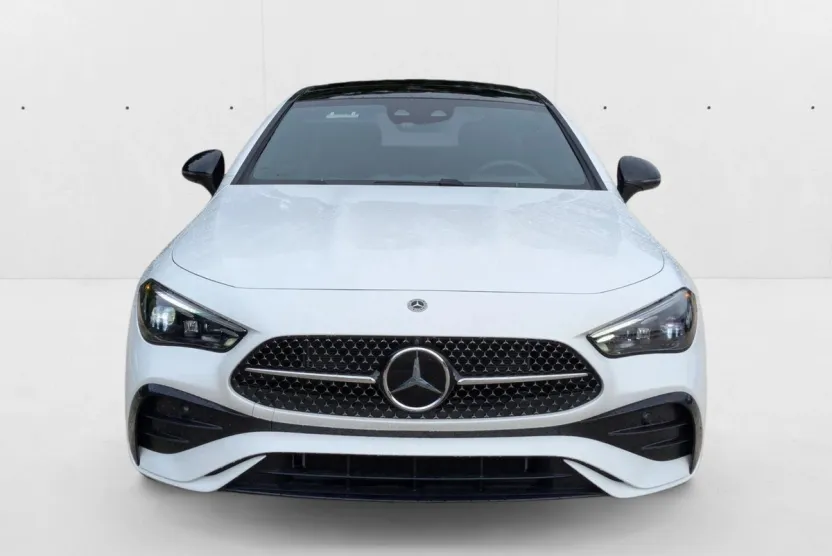 2024 Mercedes Benz CLE 450 4MATIC photo 1
