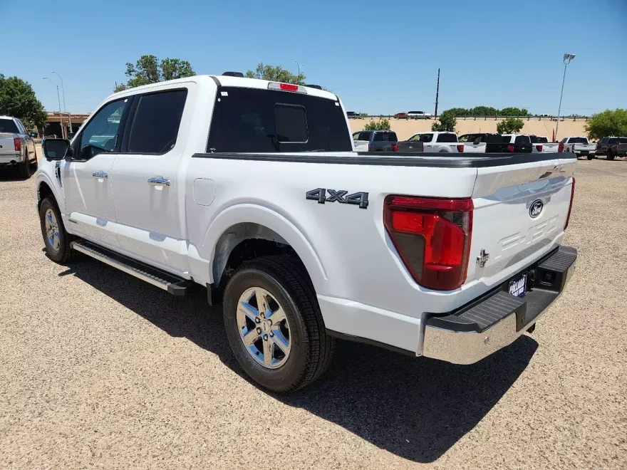 2024 Ford F-150 XLT photo 1