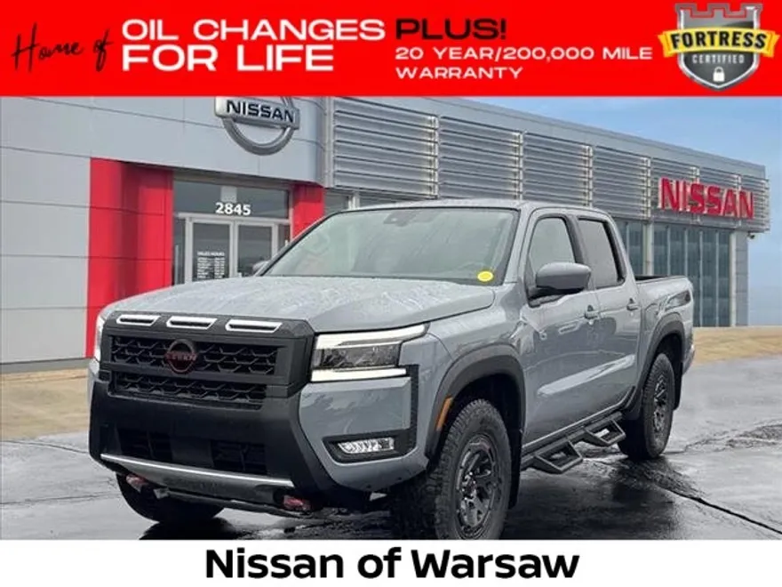 2025 Nissan Frontier Crew Cab PRO-4X photo 1