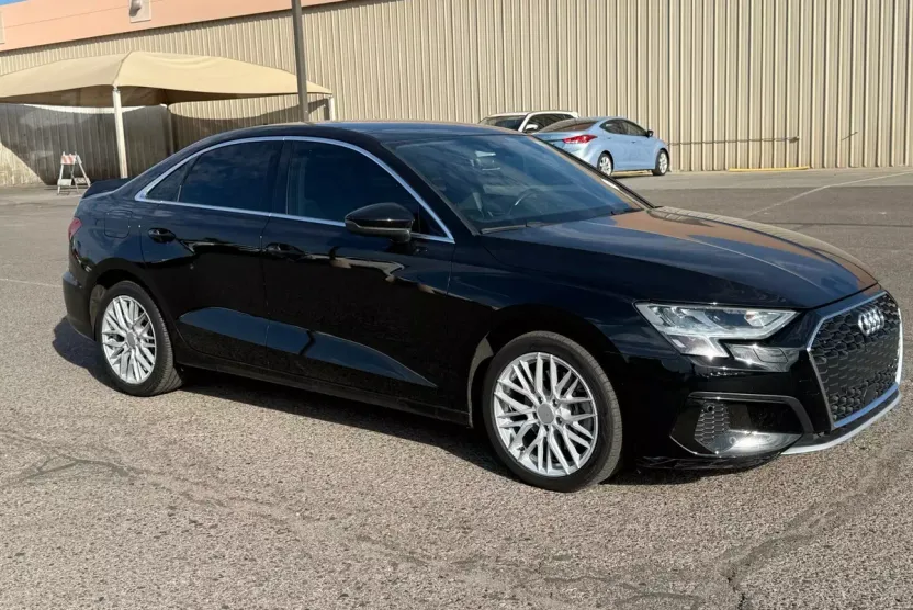 2022 Audi A3 40 Premium photo 1