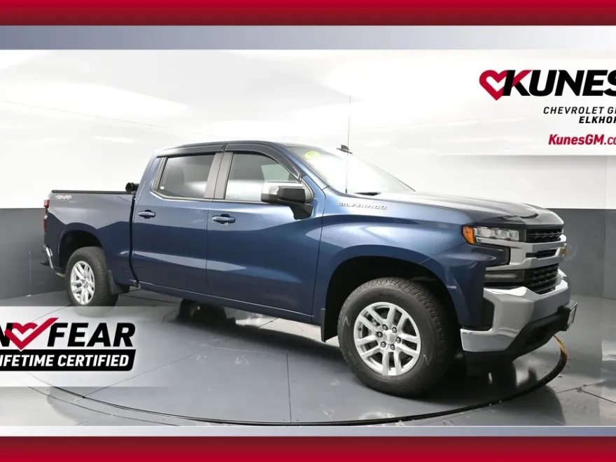 2022 Chevrolet Silverado 1500 LT photo 1