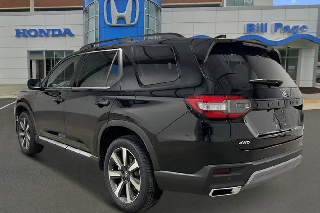 2025 Honda Pilot Elite photo 1