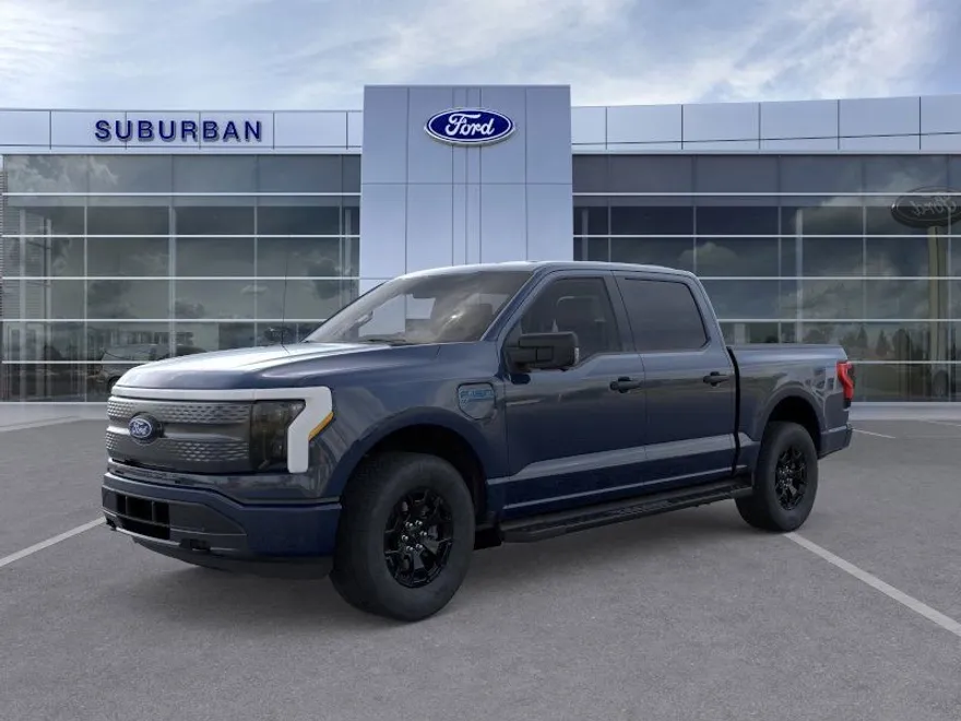 2025 Ford F-150 Lightning XLT photo 1