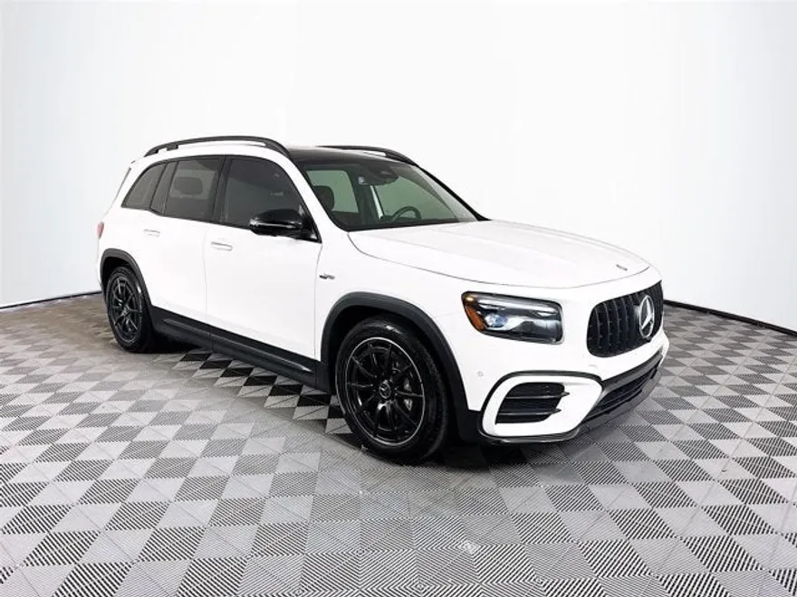 2025 Mercedes Benz GLB AMG 35 4MATIC photo 1