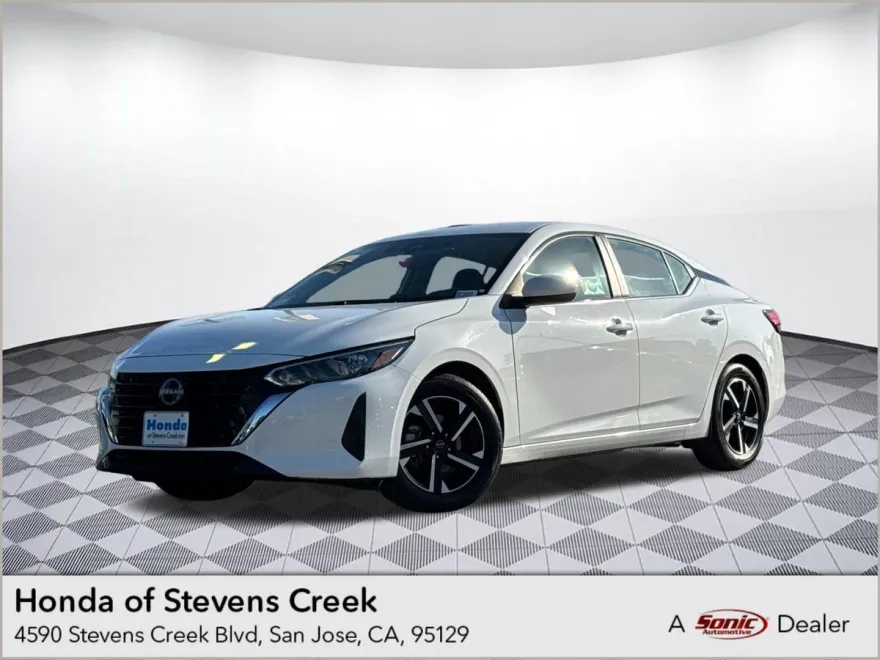 2024 Nissan Sentra SV photo 1