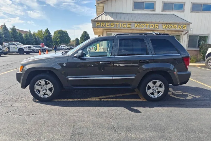 2006 Jeep Grand Cherokee Limited photo 1