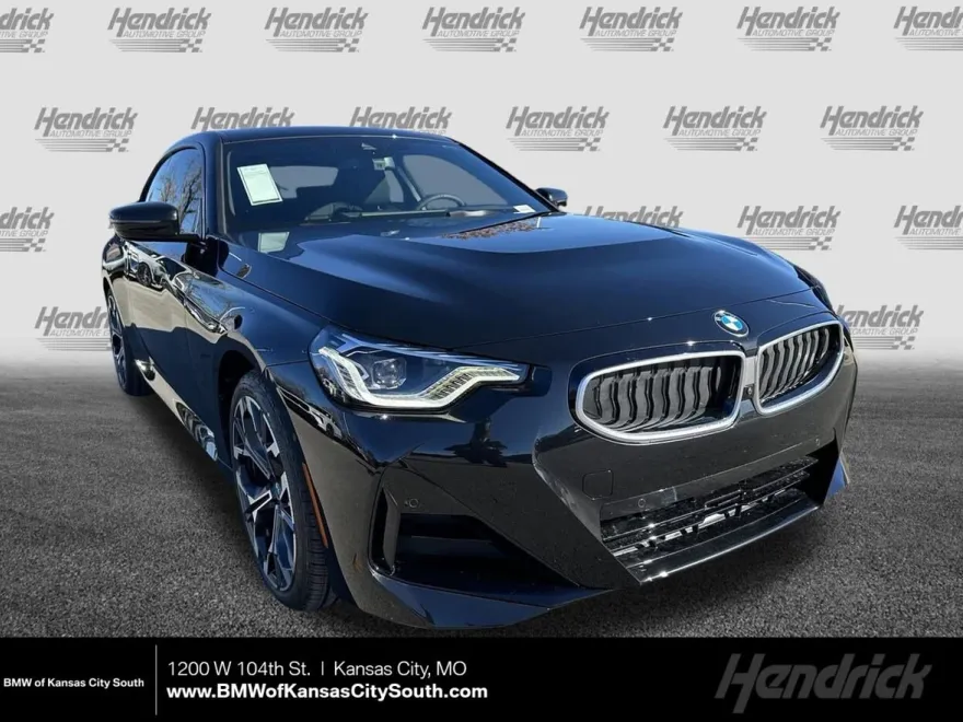 2025 Bmw 230i photo 1