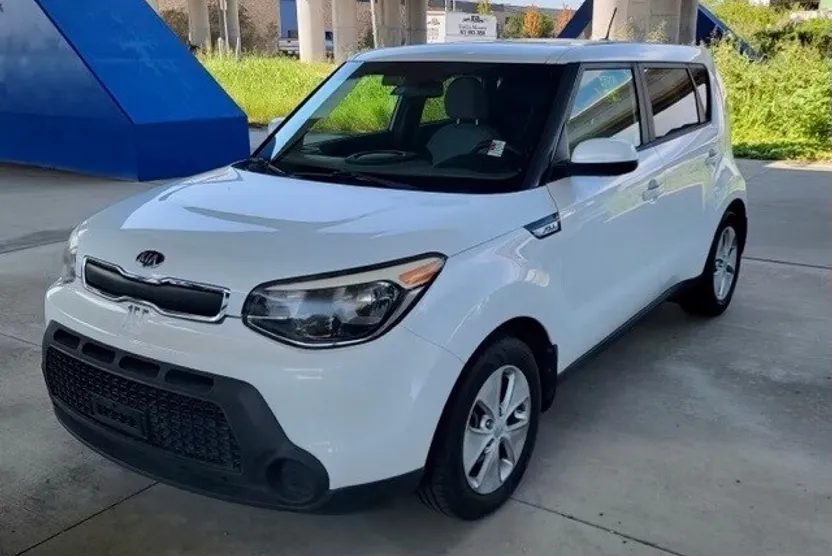 2016 Kia Soul Base photo 1