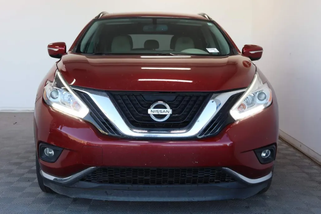 2015 Nissan Murano SV photo 1