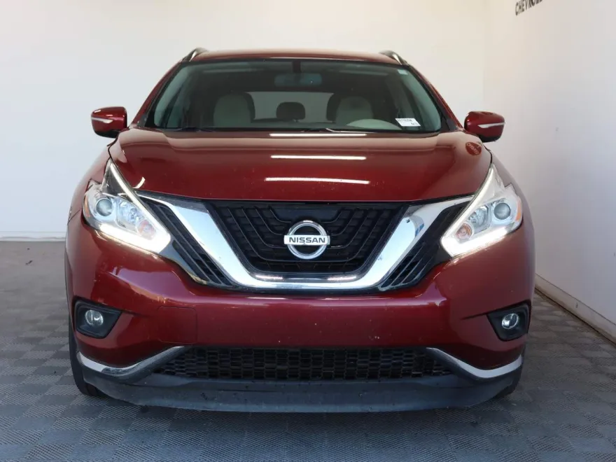 2015 Nissan Murano SV photo 1