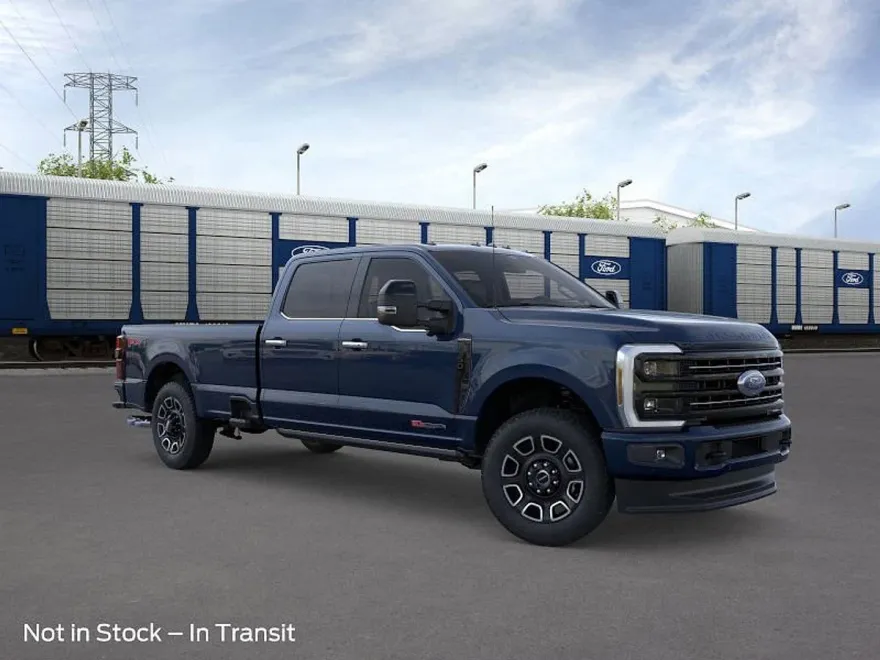 2025 Ford F-350 Platinum photo 1