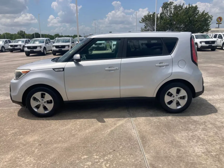 2016 Kia Soul Base photo 1