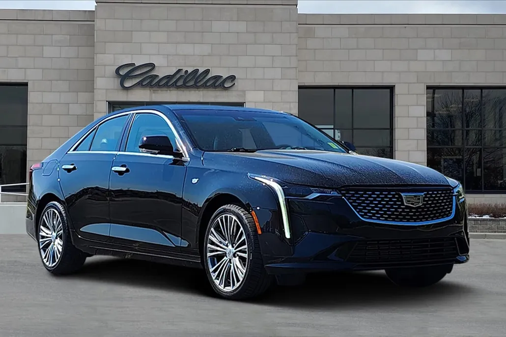 2022 Cadillac CT4 Premium Luxury photo 1