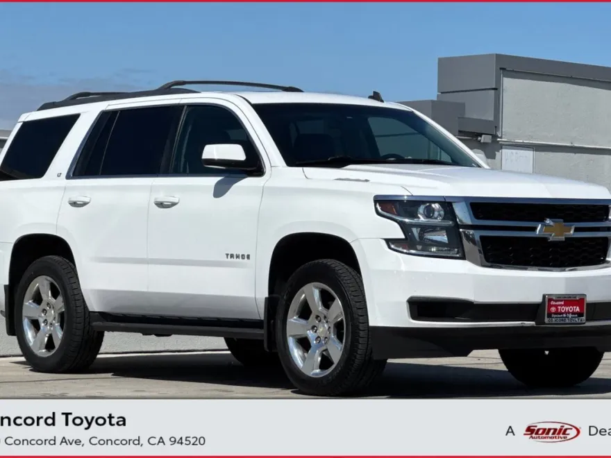 2015 Chevrolet Tahoe LT photo 1
