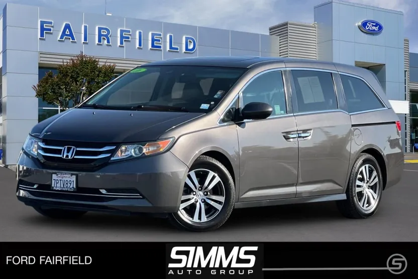 2016 Honda Odyssey EX-L photo 1