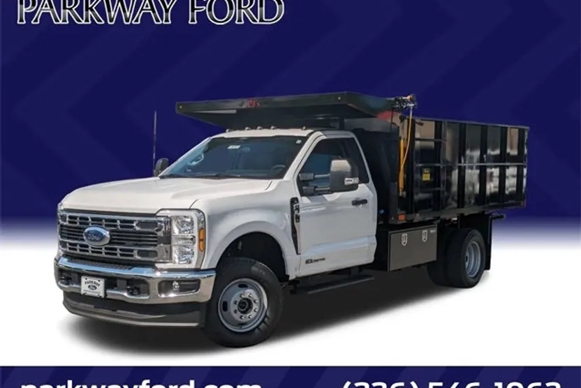 2024 Ford F-350 XL photo 1