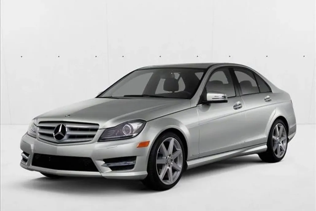 2012 Mercedes Benz C 300 4MATIC Sedan photo 1