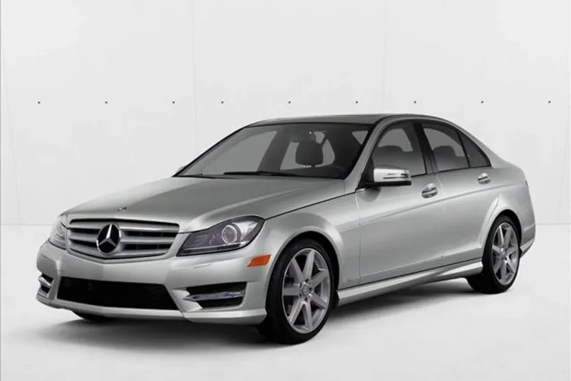 2012 Mercedes Benz C 300 4MATIC Sedan photo 1