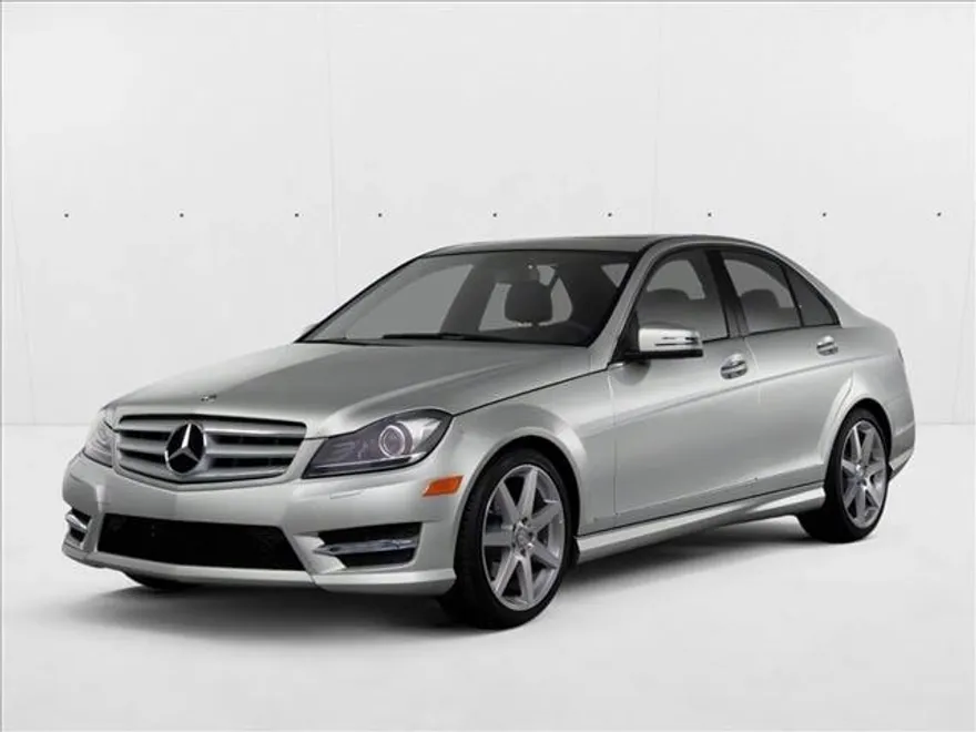 2012 Mercedes Benz C 300 4MATIC Sedan photo 1