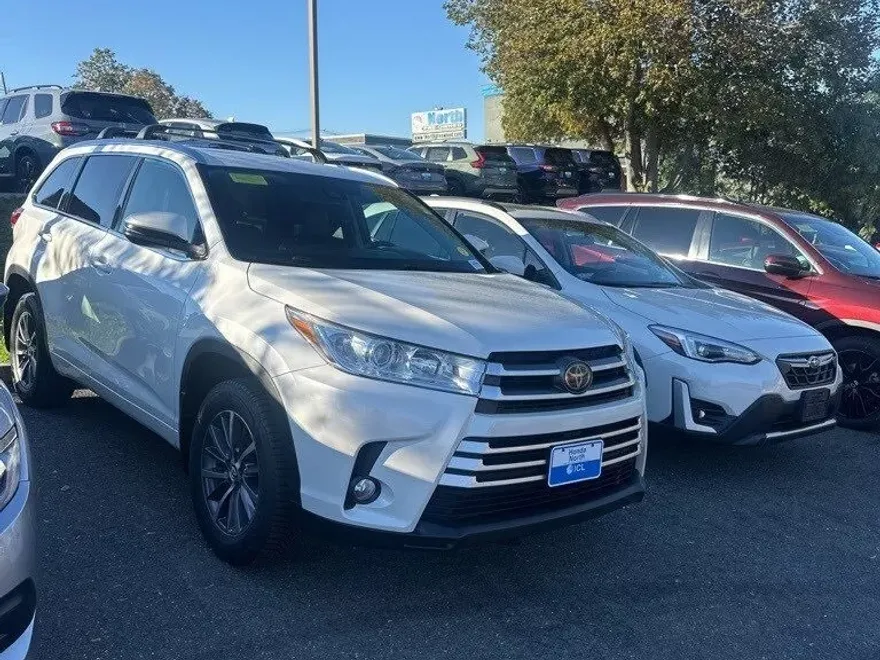 2018 Toyota Highlander XLE photo 1