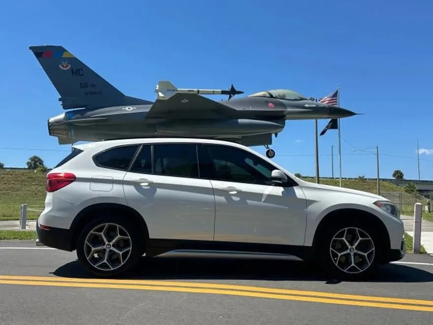 2017 Bmw X1 sDrive28i photo 1