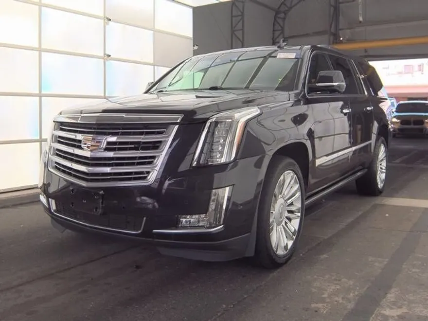 2018 Cadillac Escalade ESV Platinum photo 1