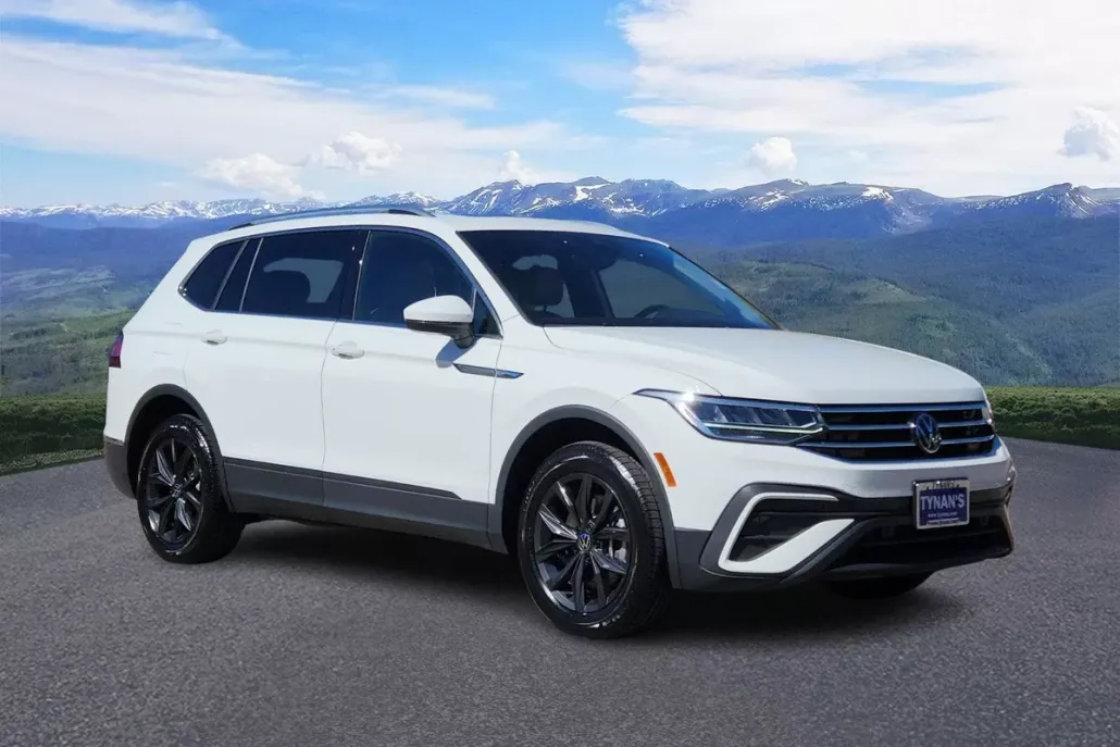 2024 Volkswagen Tiguan SE Wolfsburg Edition photo 1