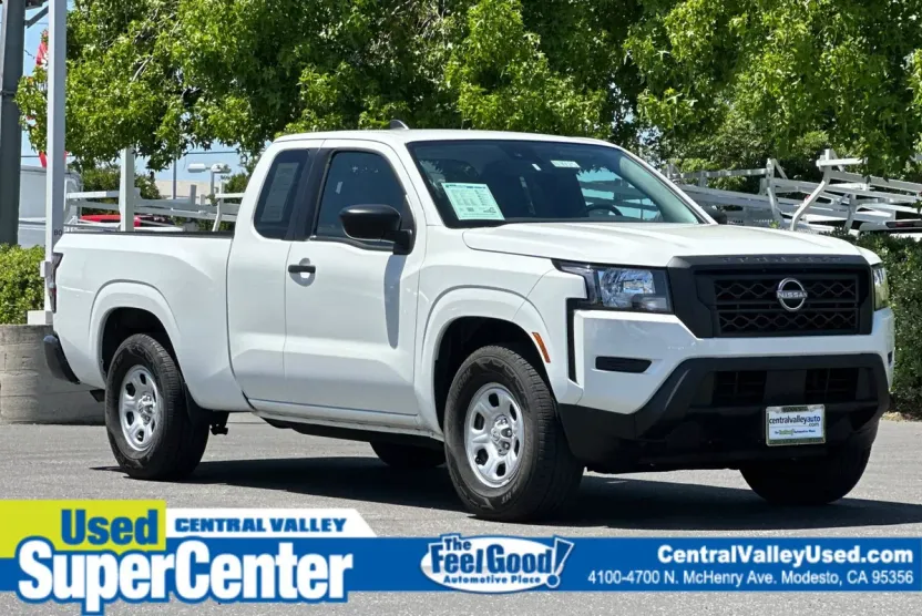 2023 Nissan Frontier S photo 1