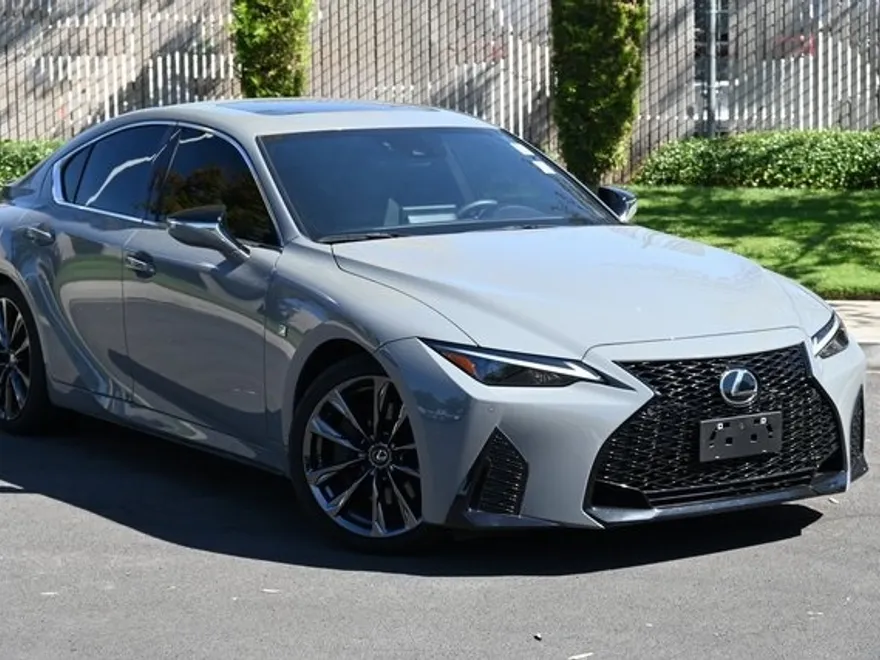 2024 Lexus IS 350 F SPORT photo 1