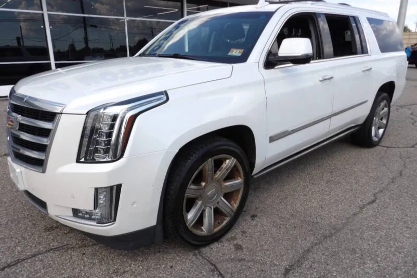 2017 Cadillac Escalade ESV Premium Luxury photo 1