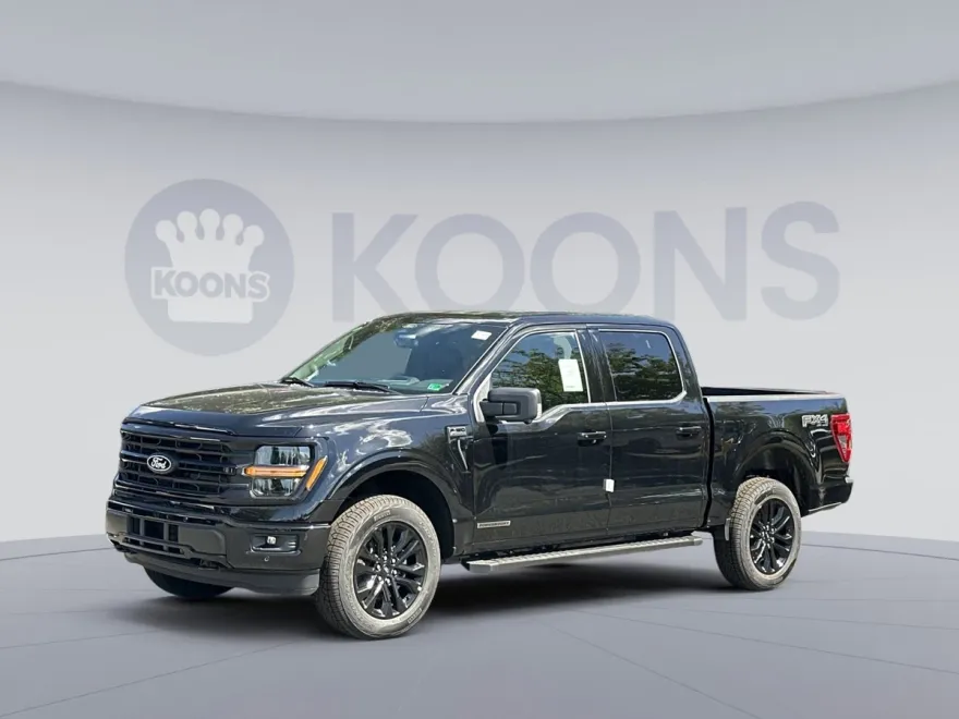 2025 Ford F-150 XLT photo 1