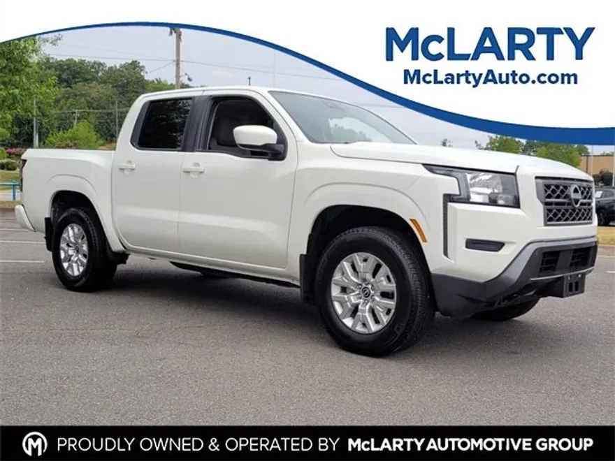2023 Nissan Frontier SV photo 1