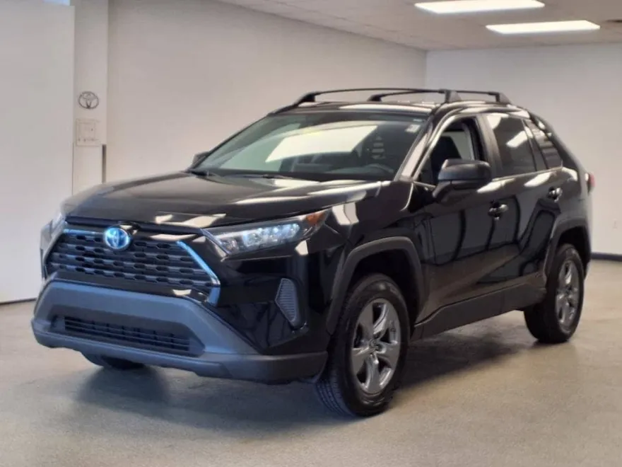 2022 Toyota RAV4 Hybrid LE photo 1