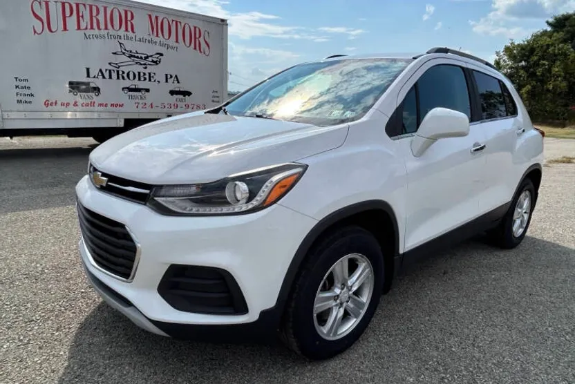 2017 Chevrolet Trax LT photo 1