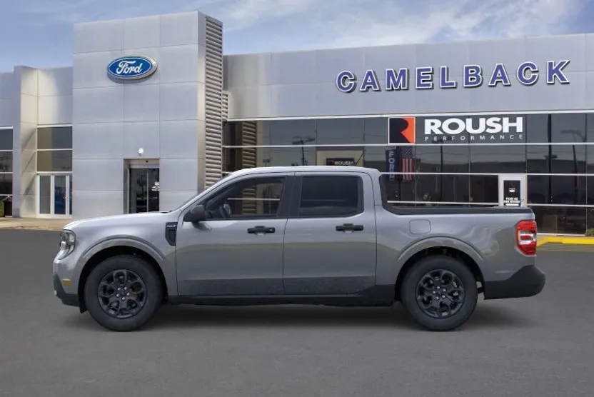 2025 Ford Maverick XLT photo 1