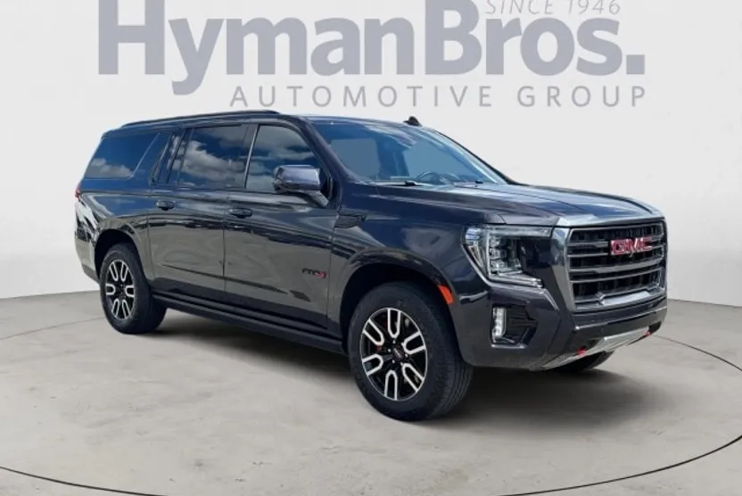 2023 Gmc Yukon XL AT4 photo 1