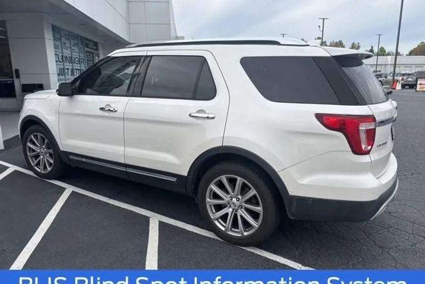 2017 Ford Explorer Limited photo 1